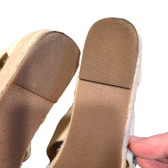 Jute Natural Open-front Sandals with Front Zipper and Wedge Heel, Size 7 - Picture 12 of 16